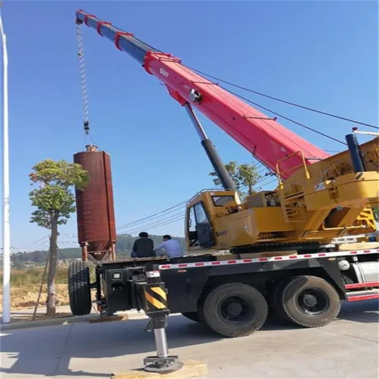 曾都80吨吊车出租多少钱